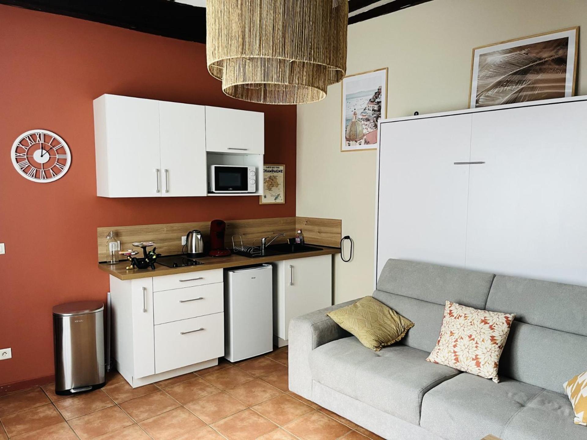 Logement, Plein Centre Du Village De Verzy Экстерьер фото